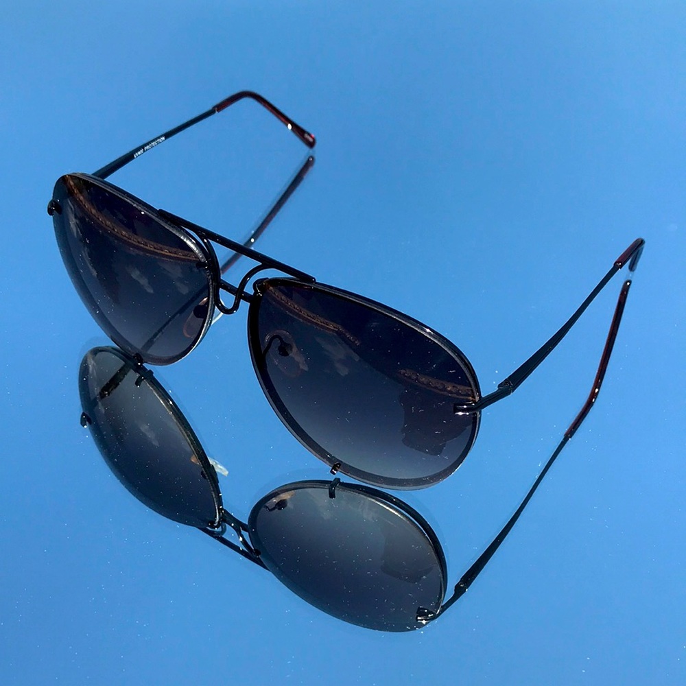 Aviator type sunglasses - Picture 2 of 5